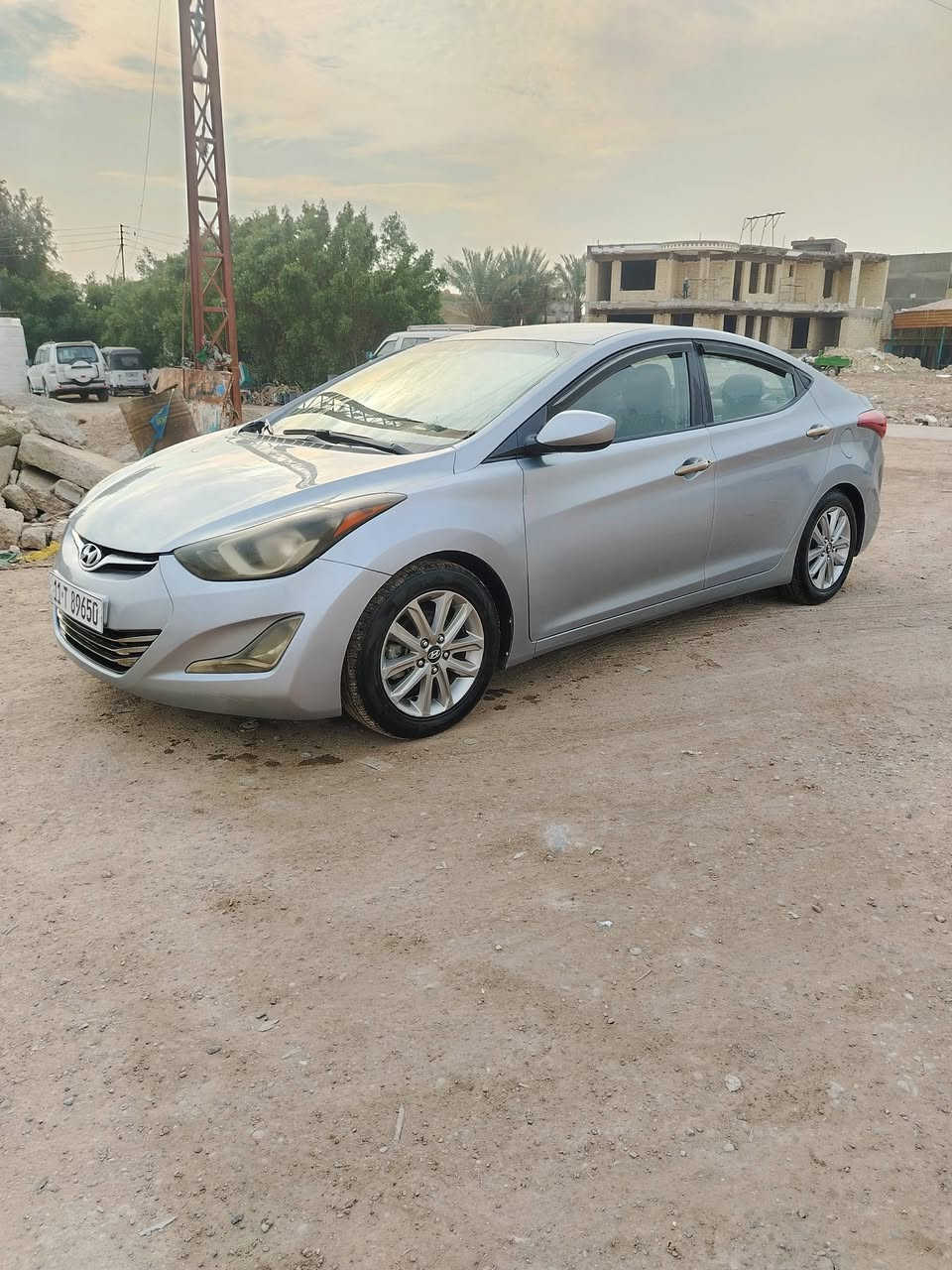 سلام عليكم لانتره 2016 محرك 1800  وارد أمريكي سونار داخل منشور سعر 120 بيها مجال بصيط ***********   مكان بغداد المعامل
