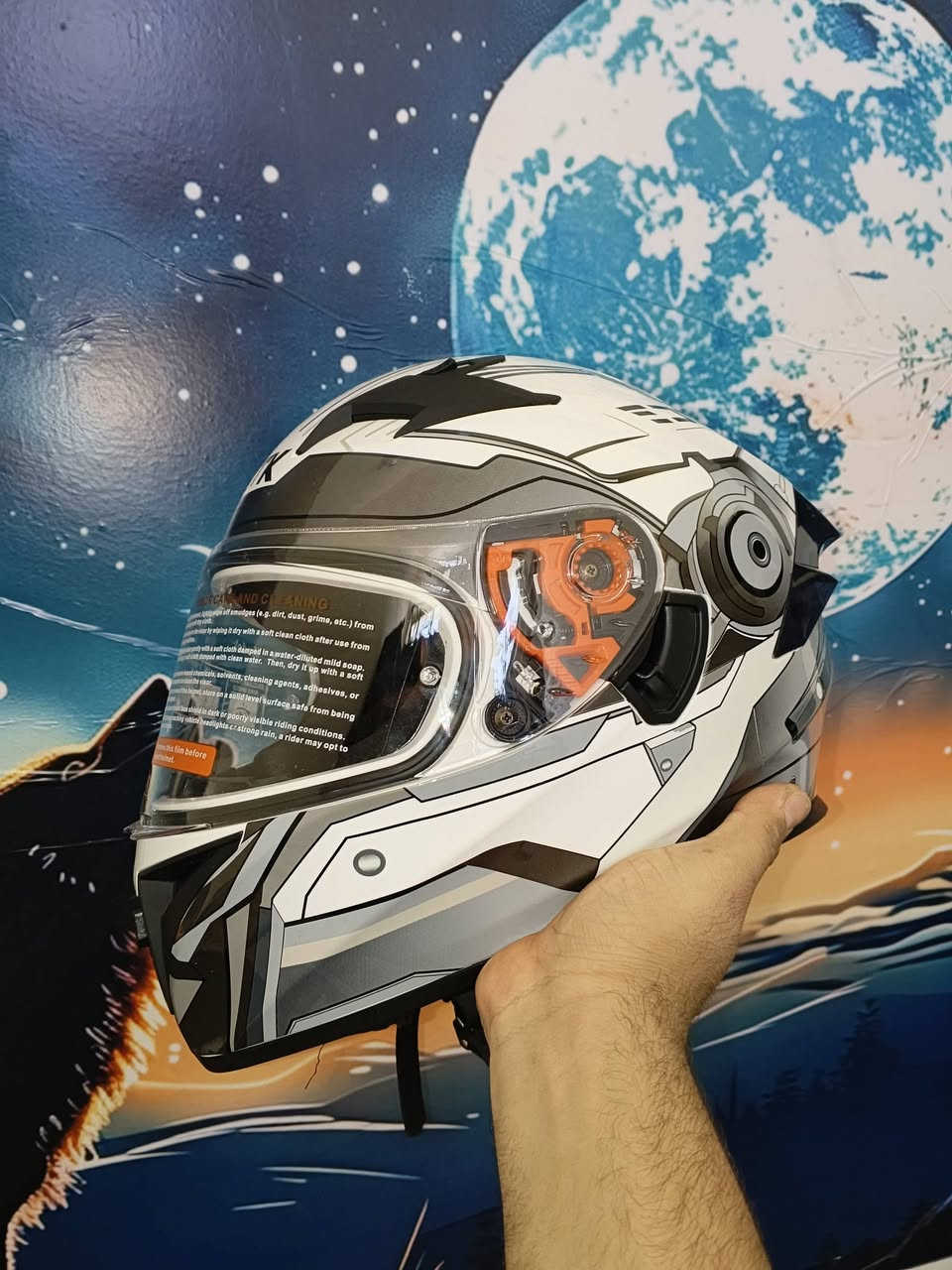 السلام عليكم حبايب هاي خوذة هكتك اصلية فك ثابت للبيع مكاني بابل وعندي توصيل للاستفسار واتساب او خاص. ***********
