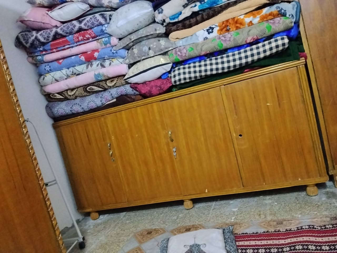 السلام عليكم عندي اغراض مستعجله على بيعتهن المجمدة تجميدهه فول حجمها وسط ب200قفل صار شهرين من اخذتها
والكنتور نظيف صار شهر من اخذته ب125وبي مجال وطبلة نظيف صار شهر من اخذتهه جام مضلل ب40وبيها مجال وميز البلازما فول نضافه صار شهر من اخذته ب50قفل والبوفيه ب150وبيها مجال  اريد اشيل ودابيع بيهن مستعجله كلش للاستفسار ***********بي واتساب
