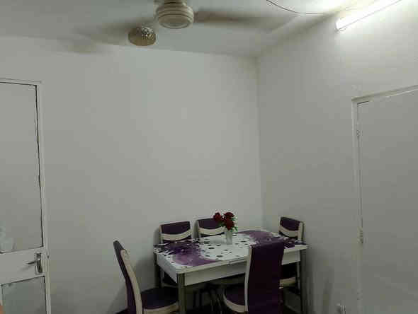 السلام عليكم
عندي شقه للبيع في حي الخضراء قريبه على شارع العام خلف جامع المهاجرين المساحه ١٣٢ رقم الشقه ٧٢١ طابق ثالث تتكون من غرفتين نوم وهول ومطبخ حار وبارد وعند الاستفسار الاتصال على هذا الرقم *********** باسم أحمد السعر ٤٨ مليون
