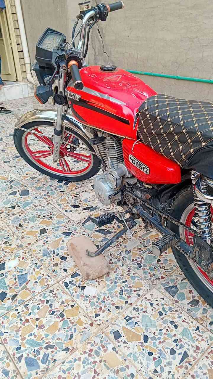 سلام عليكم سفانة موديل21 أوراق سعر 375 بيهه مجال / صويرة حي الغدير تصال.. ***********
