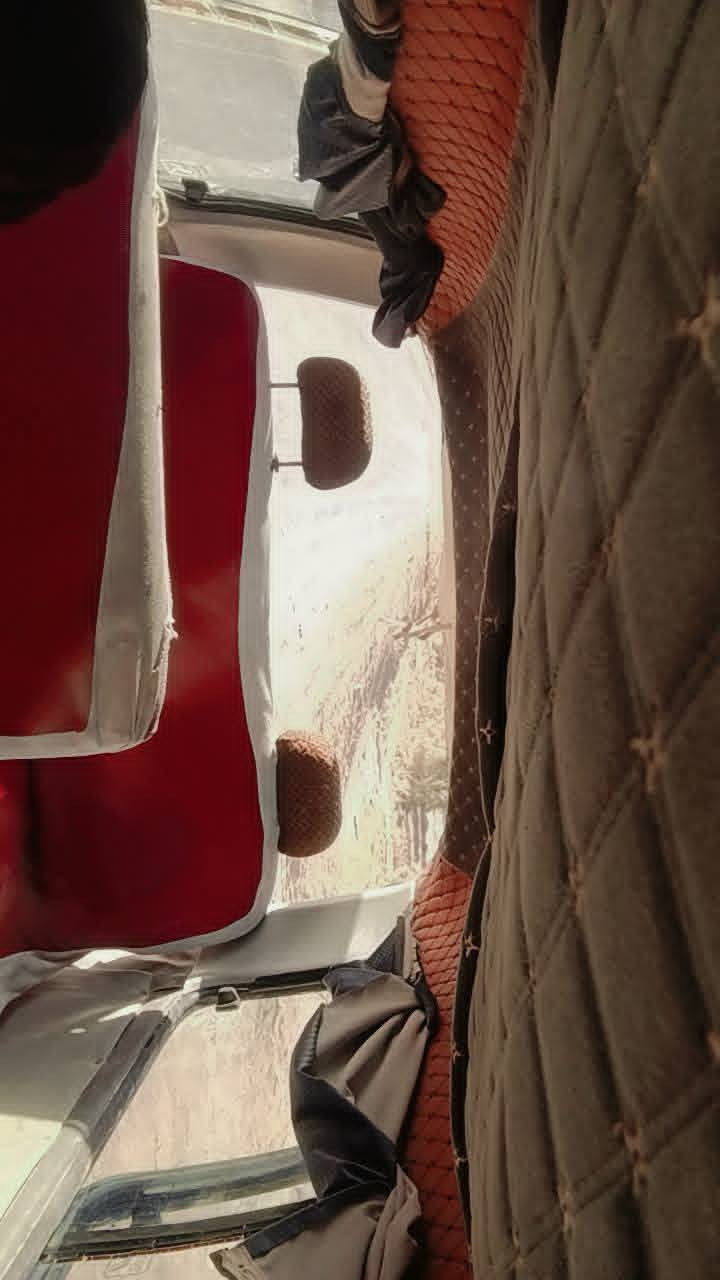 السلام عليكم كيا بريجو للبيع موديل 98 السياره خير من الله رقم بصره مشروع وطني المكان الديوانيه قضاء الحمزه  الشرقي  ***********
