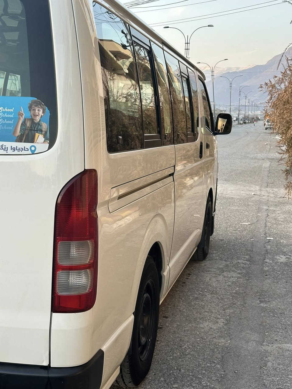 هایسی ٢٠١٣  بێ بۆیاخ بۆ فرۆشتن 
گێر مەکینە تەبرید ئەکسل بەشەرت 
ڕەقەم و سەنەوی تازە ڕەقەم هەولێر بە ناوی خۆمەوە  
غازی تورکی تانکی ٨٠ لیتری 
گاحی لۆک دەرگا کارەبایی دەعامی ڕائد کامێرە شاشە ئایپاد 
***********
