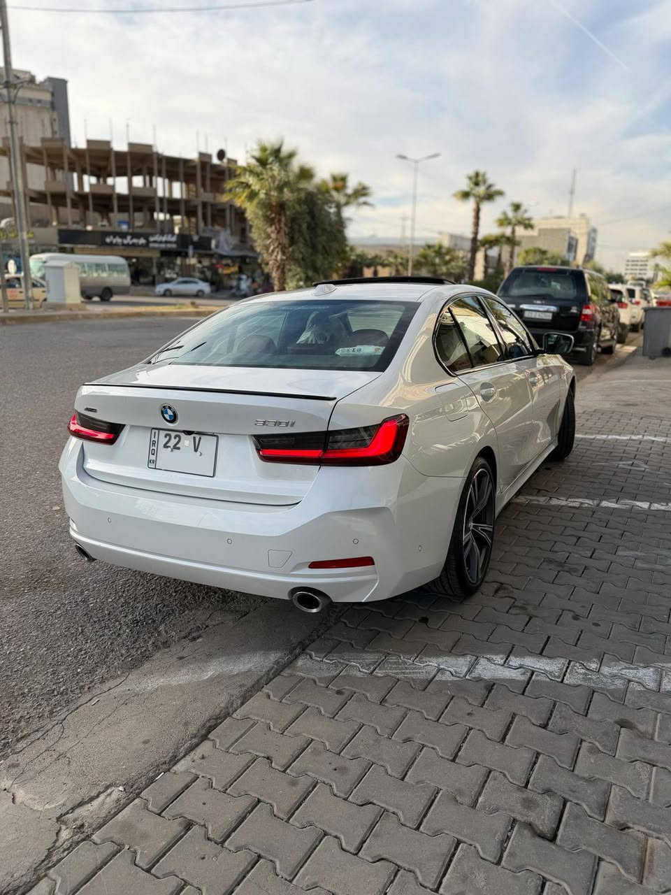 بی ئێم دەبیلو 2023 330I XDrive قەپات مواسەفات 
رادار ٥کامیرە داتاشۆ ناوسور
 بیلادی کوشن خەزن سندوق شەفت
تەنها 30 هەزار رۆشتوە
سەنەوی و ژینگەی نوێیە 
بەجوانی و پاکی ماوەتەوە 
کارەبای گێر مەکینە هەمووی بەشەرت
بەناوی خۆمە سەنەوی ژینگەی تازە 
بۆنیت و بستیک چاملخ بۆیاخە

سعر : لە کۆمێنت داوای بکە ڕاستەوخۆ بۆت دێت 🤖 

گێر و مەکینەی بەشەرت 
لەسەر دەقی شەریکە ماوەتەوە 

ژمارەی خاوەنەکەی
***********
وەتسئاپ

