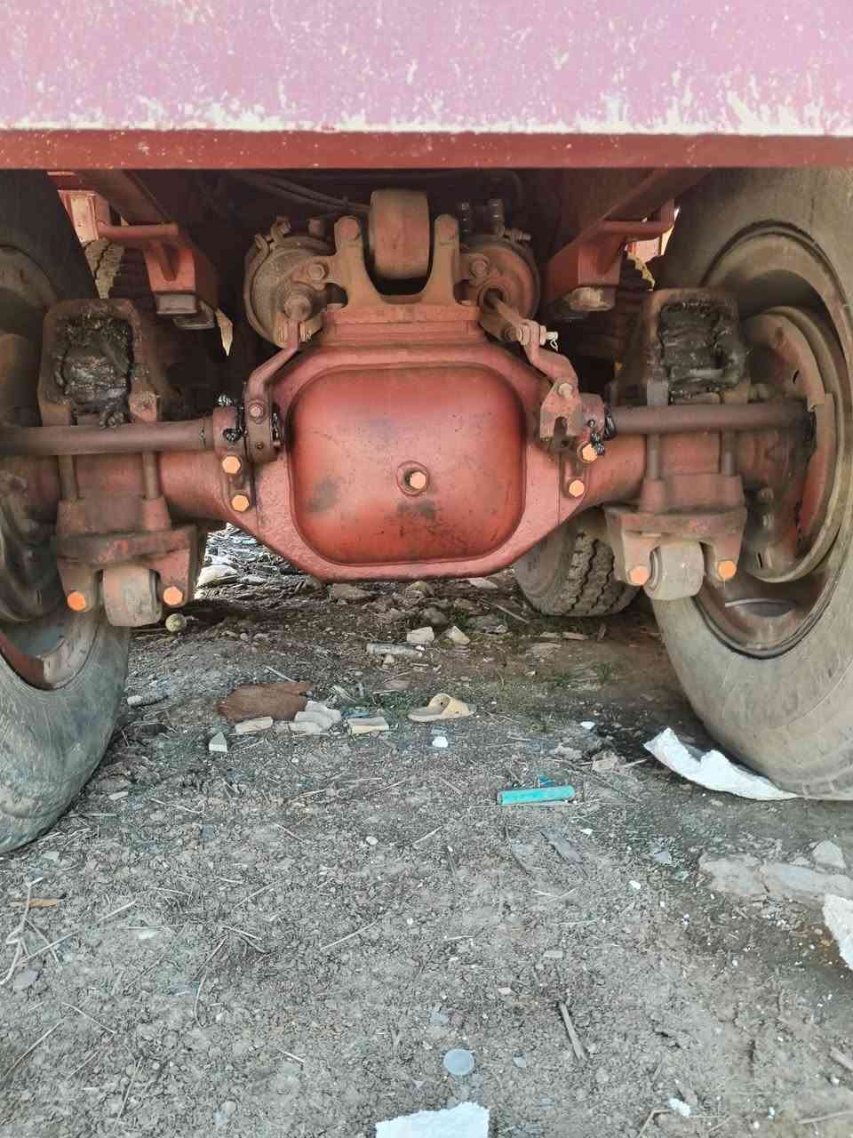 السلام عليكم سياره البيع اغجم موديل ٨٢ بلاديه سياره خير من الله سعر سيارة ٦٥ بي مجال التصال *********** ***********
