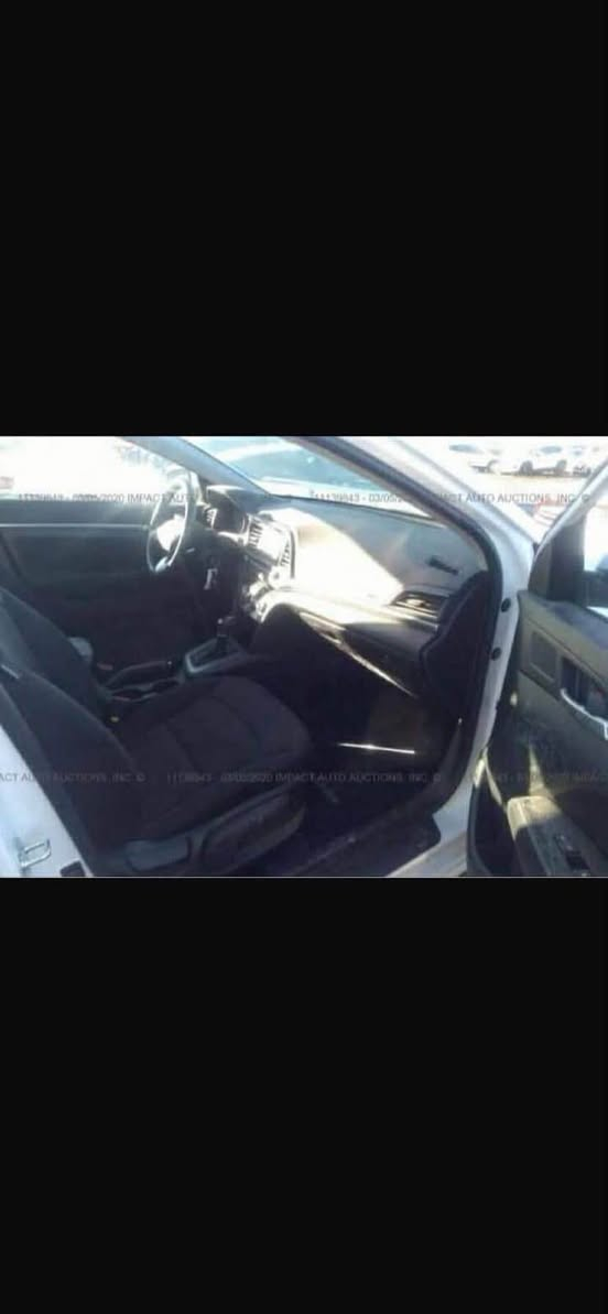 النترا 2019 وارد كندي صور الحادث مرفقة جاملغ و بنيد بسيط جدا بدون ايرباك و الجاملغ الثاني تبديل ببغداد اثر حادث بسيط جدا ( الجاملغ القديم البلادي مضموم ) ماشية 124 الف كيلومتر مواصفاتها تدفئة كشنات و 3 انظمة قيادة محرك 2000 و مكانها بغداد العامرية و باسمنا السيارة السعر ١٢٦ و بيها مجال

0780 890 0090 بغداد, العراق
