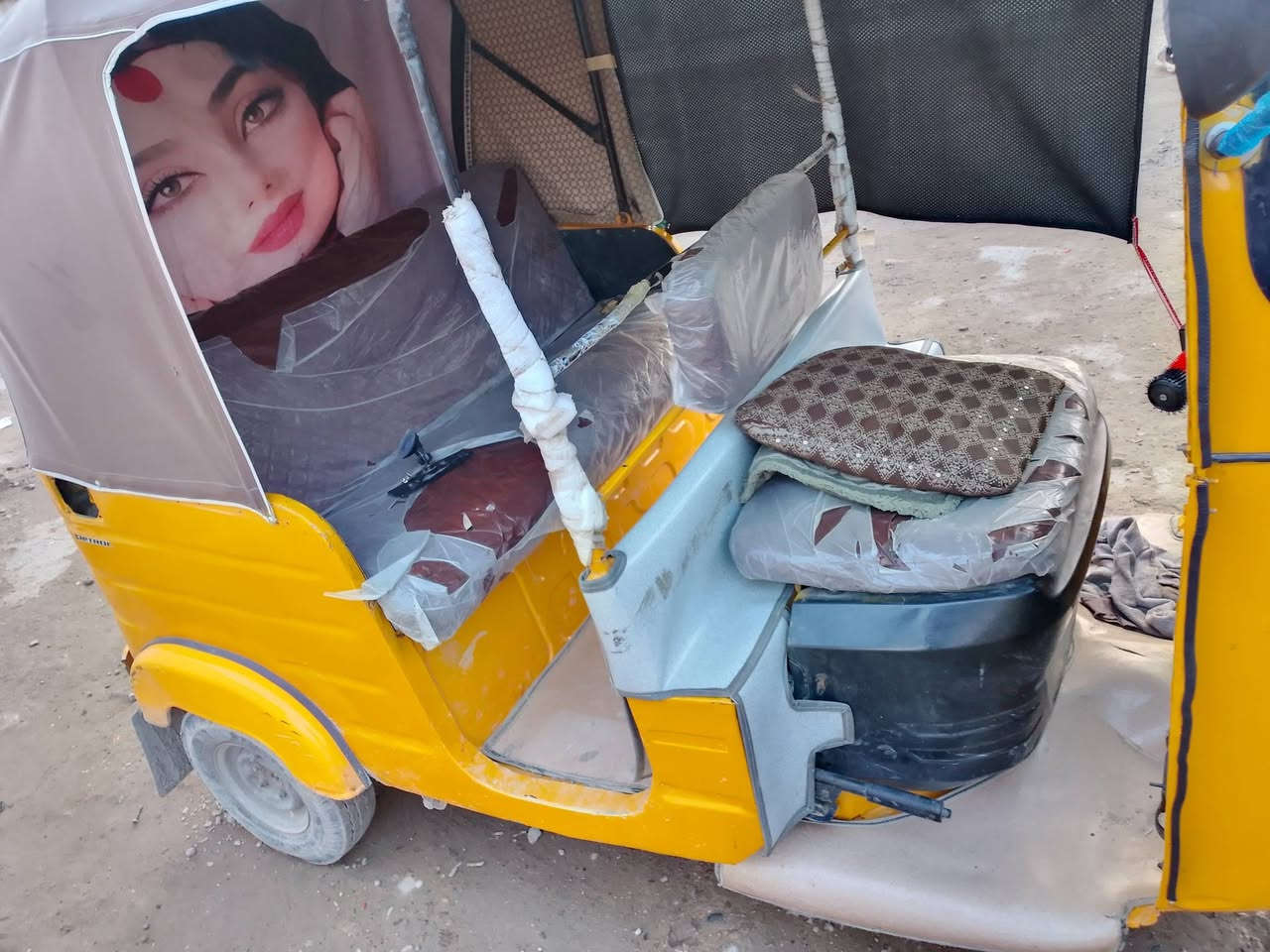 تكتك موديل 20 اوراق
تعمير عام صبغ عام 
فقط الدوس يرادلهن لحيم تجي وتشوف بعينك 
مكاني بغداد الأمين الثانيه السعر 4600 بيها مجال بسيط


**إذا كنت صاحب هذا الإعلان وتريد حذفه لأي سبب، رجاءا أرسل رسالة إلى الدعم الفني**