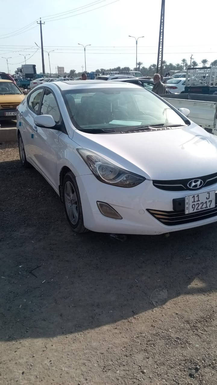 سلام عليكم النترا للبيع موديل 12خليجي سياره فتحه تخم تاير صدر تبريد جاهزه مال جناي السونار بل منشور مكان بغداد 
السعر 118 وبيه مجال 
***********
*********** وتساب
