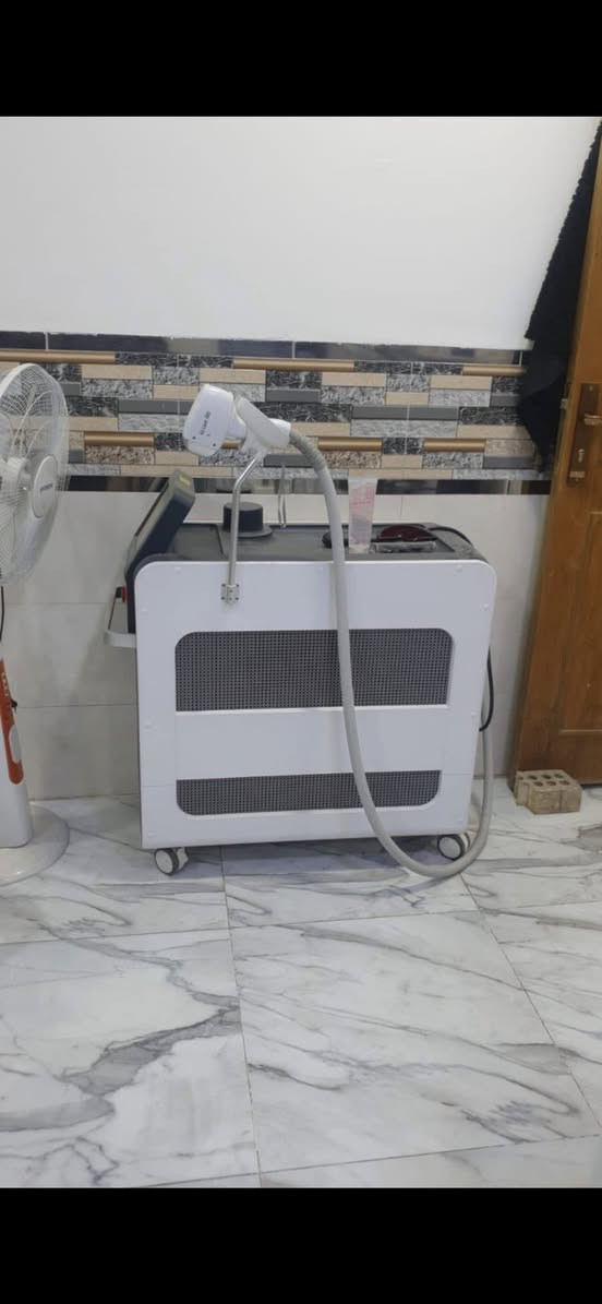 ميز اكرلك عدد2 غير مستعمل للبيع وجهاز ليزر كاندلا الثلجي التفاصيل عالخاص


**إذا كنت صاحب هذا الإعلان وتريد حذفه لأي سبب، رجاءا أرسل رسالة إلى الدعم الفني**