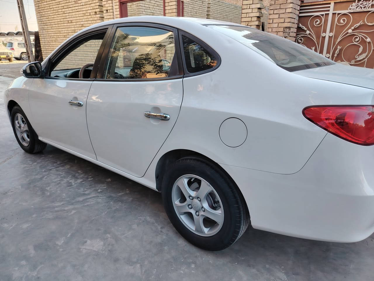 للبيع النترا موديل 2011 خليجي صبغ عام 
محرك 1600 رقم واسط سنويه 31
محرك جديد تبريد شغال تخم تاير
سعر 90 بيها مجال 
*********** /***********
