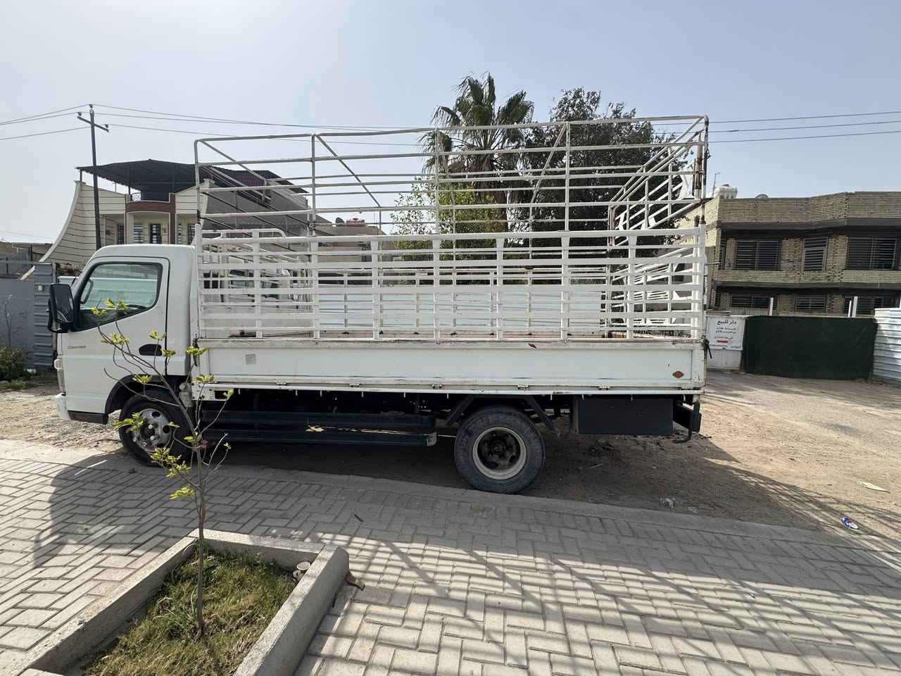 السلام عليكم بدي كنتر بلادي + محجر +جادر تفصال للبيع
السعر 20 ورقة وبي مجال 

*********** للتواصل
