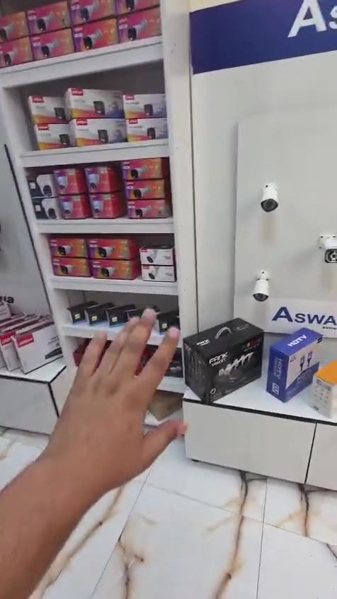 مهندس حسين ***********
استاذ محمد ***********

