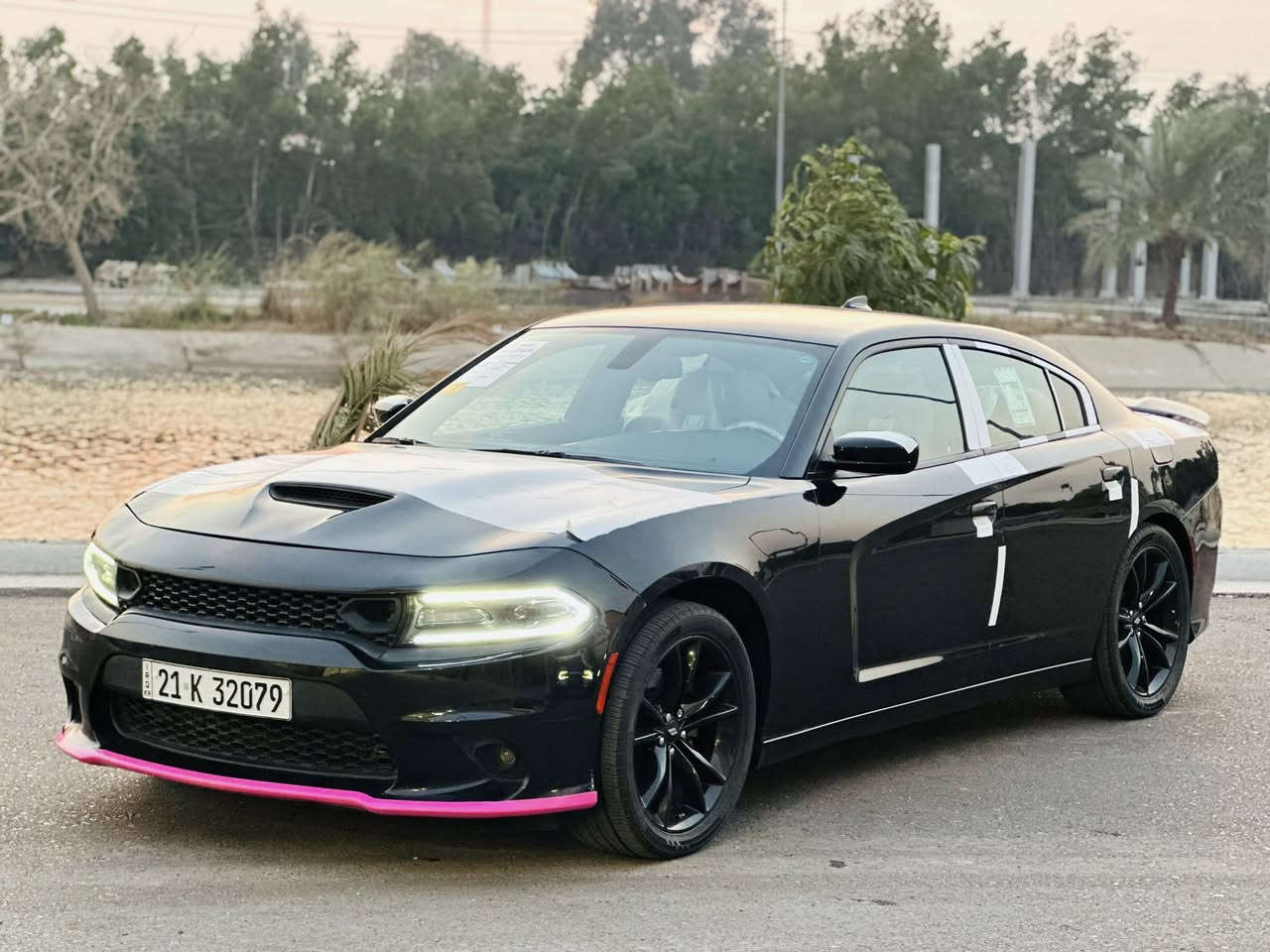 بيع مستعجل 195$ وبل خير عل ياخذه دوج جارجر مديل 2021 اصل حادث سرقة وراجع نفسهن بس تلث قطع صبغ لا شاصي ولا لغد ولا يرباك وسونار وصور حادث مرفقة بل منشور موصفات لسيارة فول ماعدة لفتحة لسيارة جيتي بصمة شاشة جبيرة كشن حضن ويل 20 مكينة 3600 تويل رقم سليمانية تحويل تريد وكالة مكان لسيارة بغداد البلديات  لون لسيارة اسود                                        وهاذ رقمي ***********
