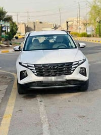 هيونداي توسان2024 ابيض رقم بغداد فوول ماشيه 43 كفاله عامه  حجم المحرك ...