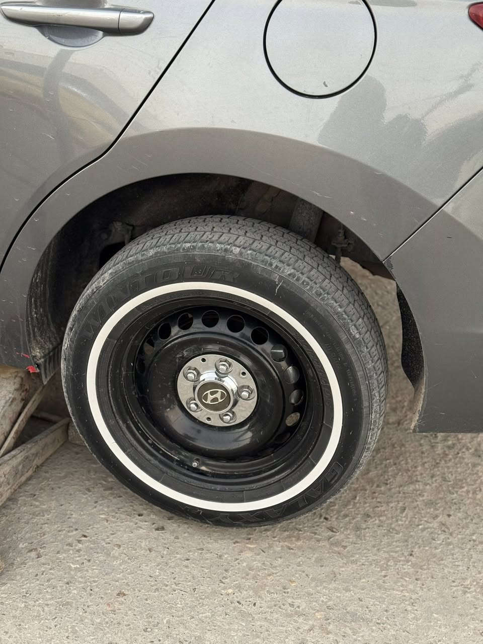 تخم ويل وتاير ابو الخط وكبات حجم١٥ اصلي مكفول شرط الفحص البيع او مراوس مكاني كربلاء طوريج ***********
