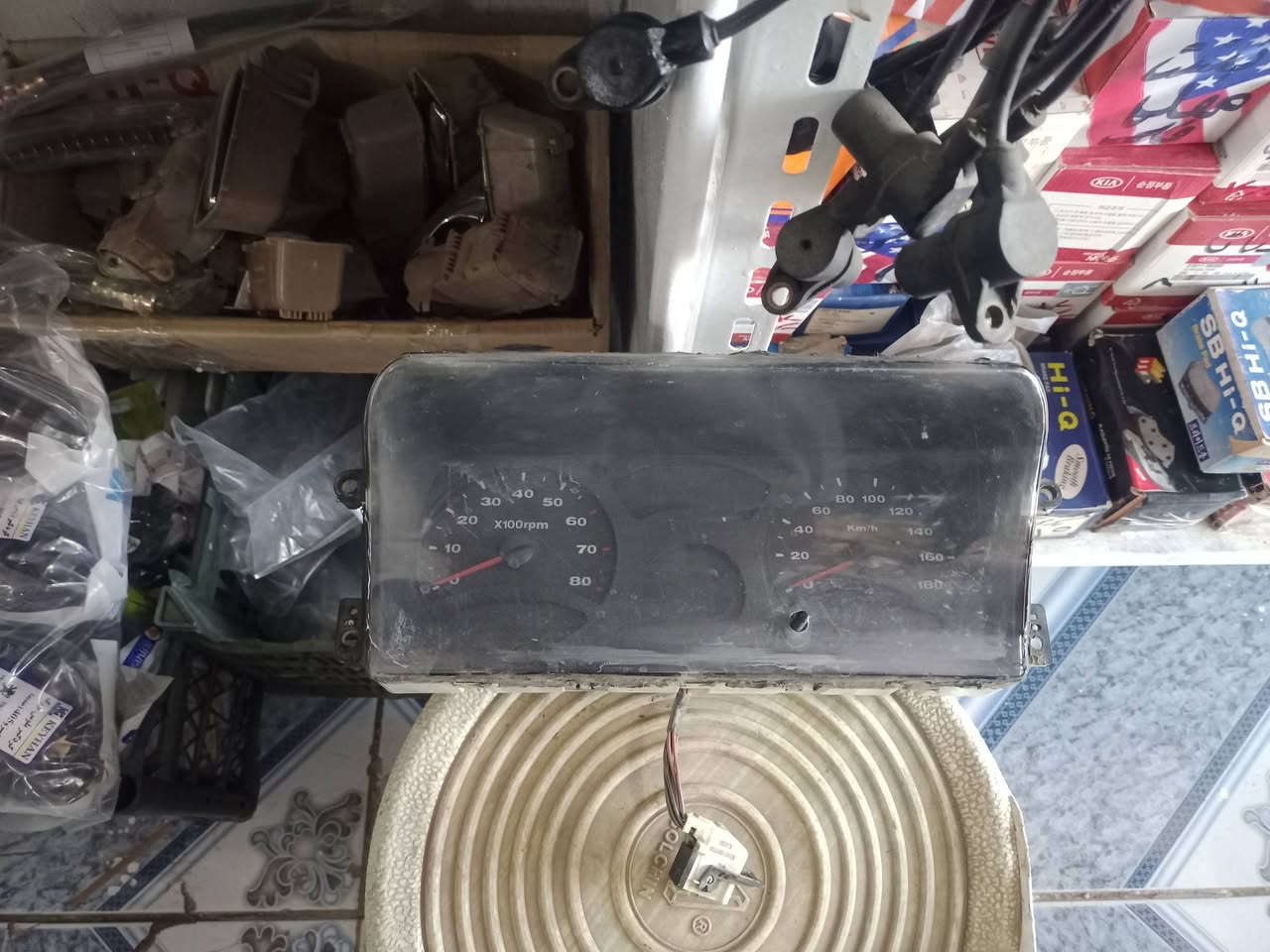 السلام عليكم ورحمه الله وبركاته 
تفصيخ راسم أبو محمد إيشي تحتاج موجود 
كير سايبه مكفول  ومشط مكفول وكيجات شغاله 
العنوان بغداد أبو غريب الزيتون 
***********
