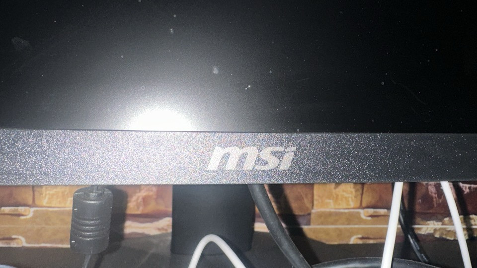 السلام عليكم تجميعة للبيع جديدة بمعنة الكلمة كلش صارلي شهرين من ماخذهة واريد ابيعهة 
مواصفات مرتبة 
الكيس MASTER X II
معالج i5 13400F
كارت الشاشة RX7700XT 12GB
مذربورد B760 M_E
التخزين 1TB M.2
باور سبلاي 650 BRONZE 
التبريد KA 400
شاشة MSI 180هيرتز
كيبورد ريد راكون
ماوس ريد راكون
كرسي ريد راكون
ووياهة ميز كيمنك
ووياهة ماوس باد
تجميعة مانلة جيب وشد 

بس نقصهة رامات العدي تطلع بيهن شاشة زركة يعني عطلانات 
تجميعة حديدة بمعنة الكلمة

سعرهة 1850 مليون و٨٥٠
مكاني ميسان مغربة
***********
