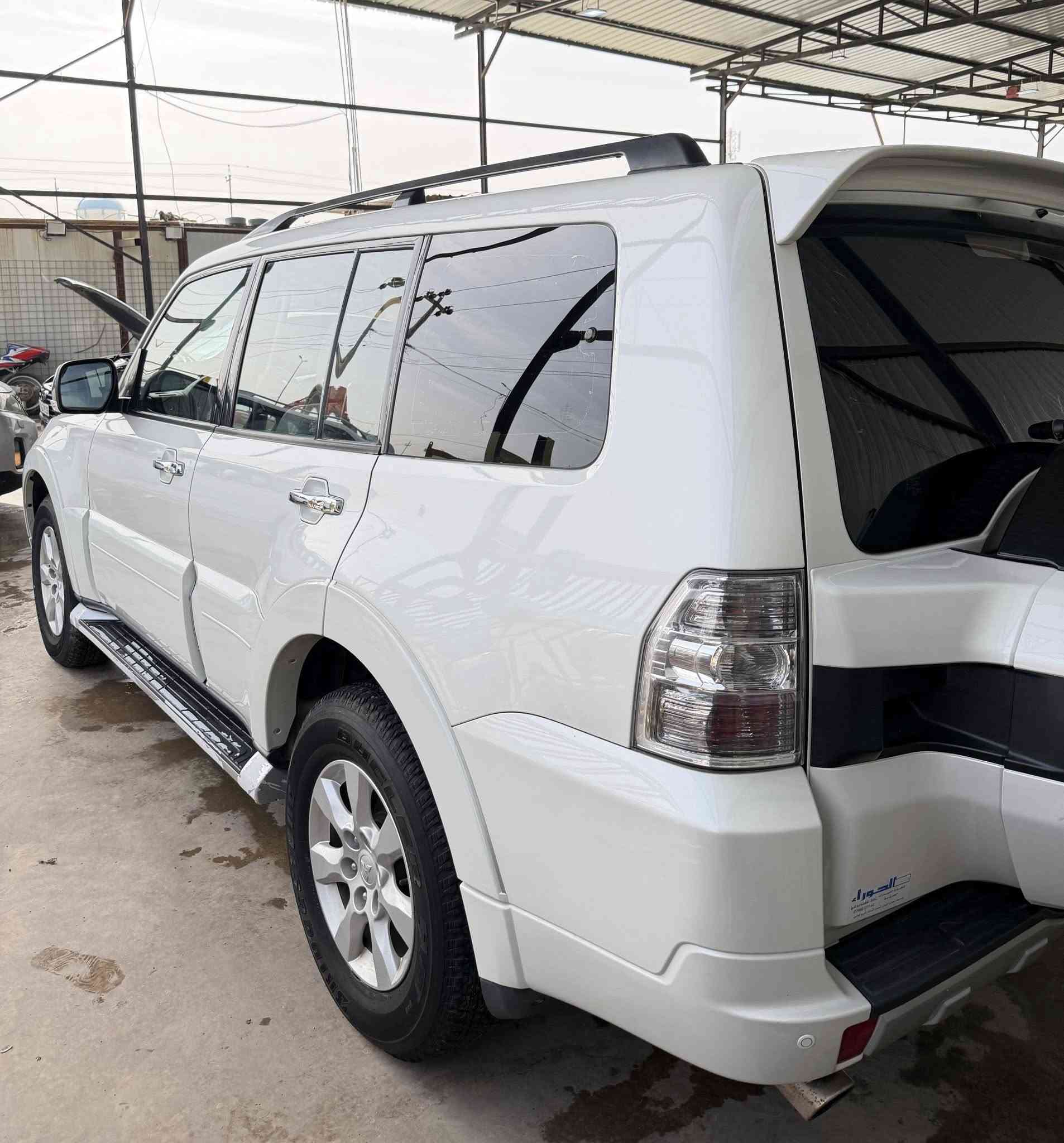 السلام عليكم باجيرو 2017 خليجي كفاله عامه
السياره بحاله الوكاله 65k حقيقي السياره جاهزه من كلشي كير مكينه حداديه تبريد بعدها حتى اسبيرها مانزل رقم بغداد دولي بسمي السياره فول مواصفات فقط بيع بلا مراوس 
العنوان بابل المدحتيه : السعر : 217 بيها مجال للطيبين 
***********
