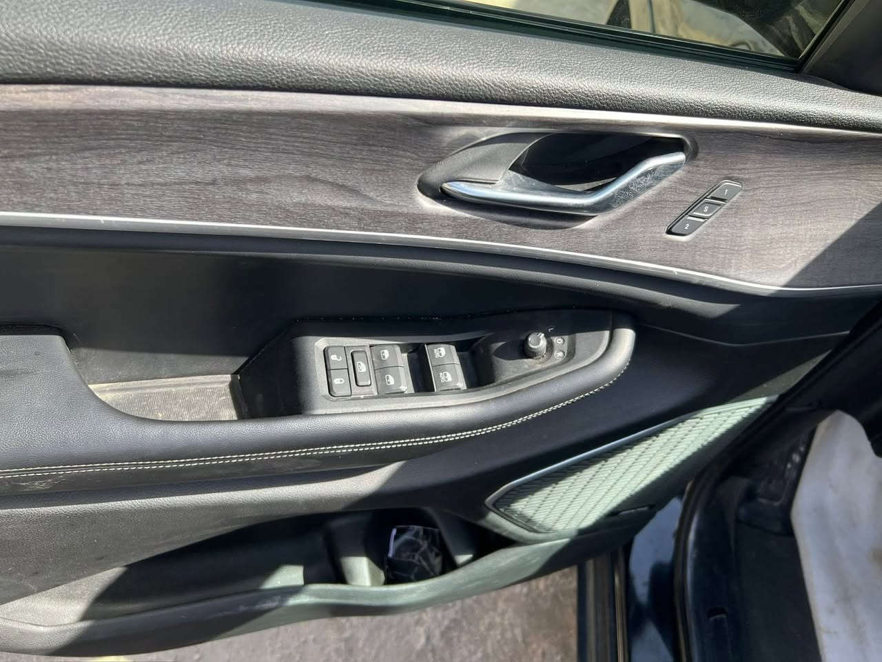 السلام عليكم للبيع

جيب لمتد هايبرد

موديل 2024

مواصفات فول 

بنوراما 

قبق جنطه كهرباء

رادارات 

كامره حساسات 

بيه بعد هواي مواصفات 

سياره جديده مابي اي نقص

السعر 310 . بيه مجالً

 بيه فقط بار مكان 

الاتصال ع الًرقم ‭٠٧٧٢ ١٦٩ ٧١٠٩‬
