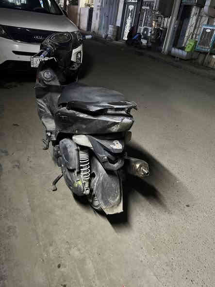 دراجه جيتي ار للبيع صالنصه رياضي كلجات رياضي بيها بجم مكسور بس الاشاير موجوده السعر خاص مكان بغداد الحريه ***********
