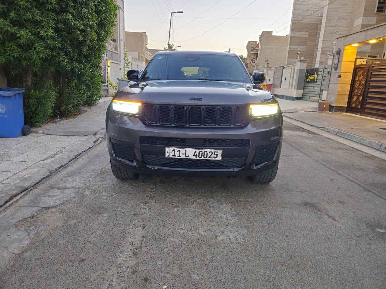 السلام عليكم جيب شيروكي ٢٠٢٣ 
للمرلوس rx 
***********

