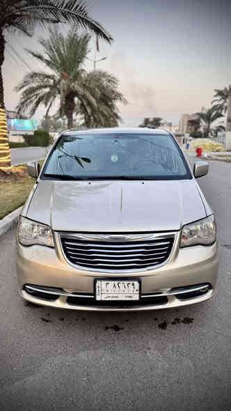 السلام عليكم 
كلايسلر تاون كانتري للبيع 2014 
رقم بغداد بأسمي 
المواصفات 
رادار جانبي 
ابواب كهرباء
جنطه كهرباء 
كشنات كهرباء 
فول كهرباء 
كشنات منفصل 
السياره شادلهه منضومه غاز 
حادثهه جاملغ وبنيد امريكا وبيهه جاملغ خلفي هنا بالعراق 
صور الحادث موجوده بالمنشور 
ماشيه 122 
السياره نضيفه ومابيهه اي نقص 
السعر 153 وبيهه مجال 
مكان السياره بغداد السيديه او حي الجهاد 
للاستفسار الاتصال على الرقم 
***********
مكلف بالنشر
