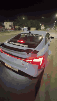 بسم الله الرحمن الرحيم

حلال القوي للبيع 🩵🩵 
Hyundai Elentra N 2022

المواصفات:❤️‍🔥N  سرعة 300

السعر 183 وبيها مجال ✅✅

السيارة ماشية 38 ميل..

1️⃣كير اوتماتيك 8 نمر دبل كلچ DCT 
2️⃣كشن حضن 
3️⃣كشن علامة N
4️⃣كشنات كنتاره وجلد N
5️⃣سلايد روف 
6️⃣اناره داخليه 👌🏻٢٤ لون
7️⃣تحكم ستيرن نورمال وسبورت
8️⃣تحكم دبلات نورمال وسبورت
9️⃣ابواب بصمة
1️⃣0️⃣بصمة تشغيل 
1️⃣1️⃣شحن وايرلس
1️⃣2️⃣شاشة متصله 
1️⃣3️⃣كاميرا
1️⃣4️⃣نظام صوت _𝐁𝐎𝐒𝐒
1️⃣5️⃣اشارة ترحيب
1️⃣6️⃣اشارة مرايا
1️⃣7️⃣اوتو ستوب
1️⃣8️⃣نقطة عمياء
1️⃣9️⃣تحديد سرعة
2️⃣0️⃣تحديد مسار
2️⃣1️⃣رادار امامي 
2️⃣2️⃣رادار جانبي 
2️⃣2️⃣رادار خلفي 
2️⃣3️⃣حساسات جانبي 
2️⃣4️⃣حساسات خلفي
2️⃣5️⃣نظام _ 𝐍𝐎𝐑𝐌𝐀𝐋
2️⃣6️⃣نظام _ 𝐒𝐏𝐎𝐑𝐓
2️⃣7️⃣نظام _ N🚀
2️⃣8️⃣نظام _NGS☠️🩶
2️⃣9️⃣كشنات هيتر
3️⃣0️⃣ستيرن هيتر
3️⃣2️⃣صندوق ذكي
3️⃣3️⃣لايتات ليد 4 عدسات زينون
3️⃣4️⃣بگلايت ليد

صور الحادث مرفوقة بالمنشور
بدون دواخل وايرباك

+ السيارة ستوك ملاعب بيها بالنسبة للصوت مال طلق والخ كله بلادي ﻼن هواي ميعرفون هالشي لكن شوي مرتبها مغير لون الاحزمة حاطلها هوائية يعني جمبزة حلوه تفاصيل الترتيب..

مكان السياره بغداد حي الجامعة
 
للاستفسار : ***********
