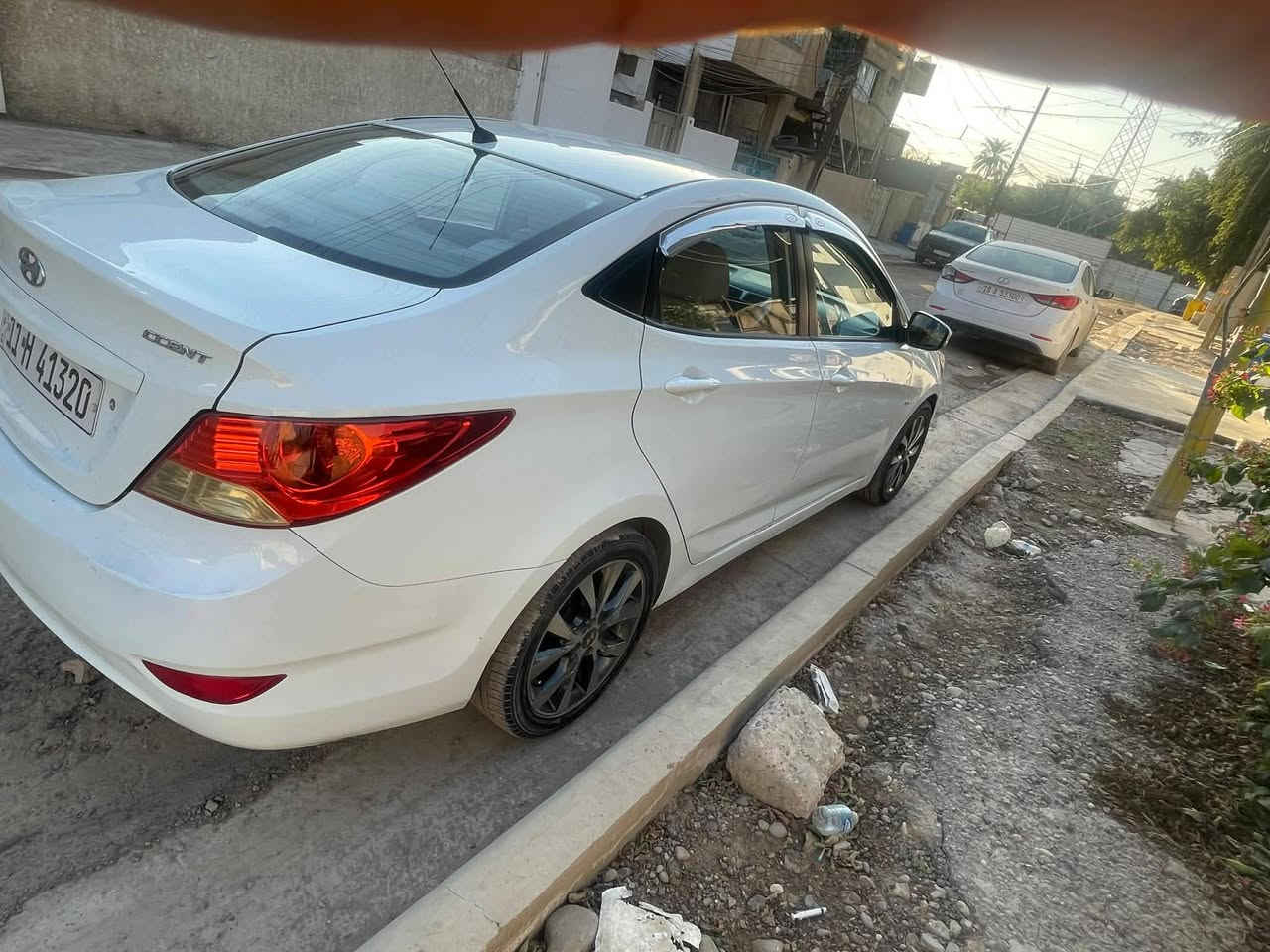 اكسنت 2011خليجي محرك 1600
 محرك وكير كلش زينات بيها قطعتين صبغ بنيد وجاملغ ايمن  سنوية باسمي لحد 2030
سعر 88 وبيها مجال *********** الاستفسار مكاني بغداد حي الإعلام
