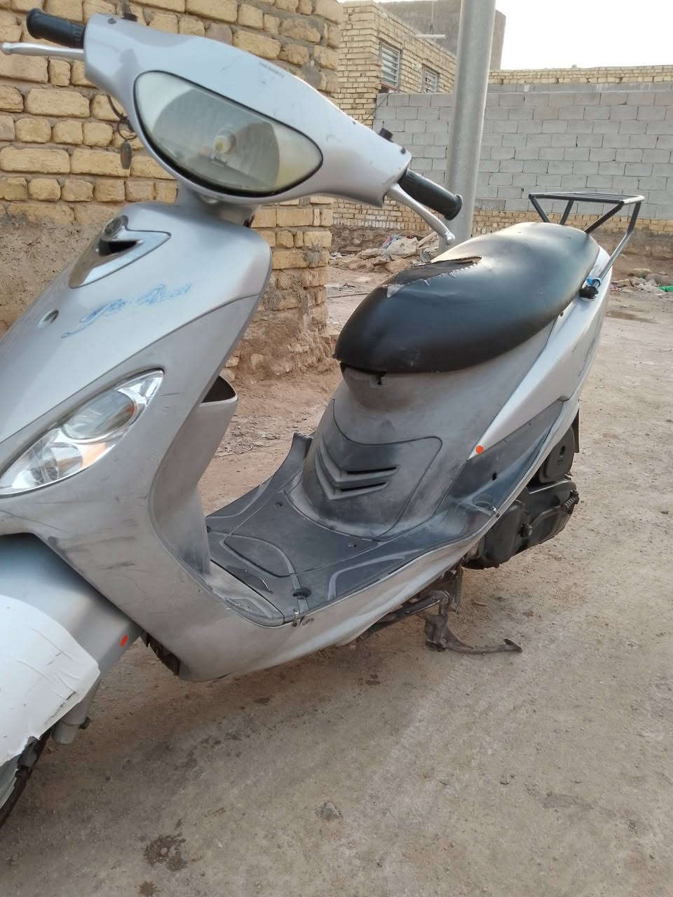 دراجه البيع مكفوله توه طالعه كهربايات شغاله
نكره سلف بكل وقت 

مكينه ناعمه  

سعر 750 وبيه مجال 

واتساب *********** رجائن لحد ينتصل بليل ب 11 لو 1و 2
