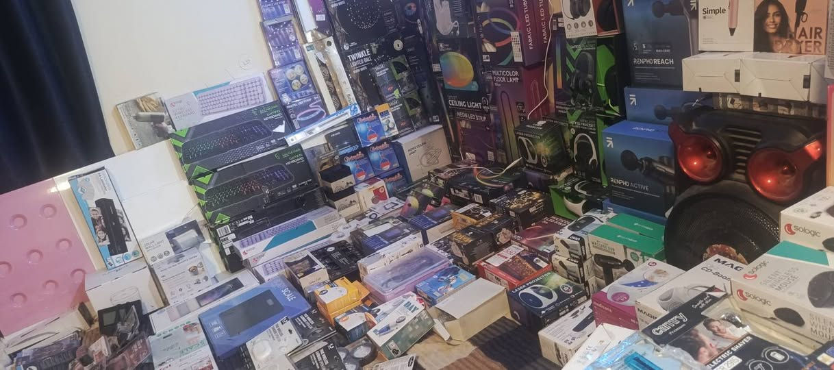 سلام عليكم 
حبايب امزون اوربي 
كلشي بسعر  الي يحب علكيلو او جمله 
او مفرد  الكتروني فقط  كيمنك +متمرد الجديد
+كونفورت +لد فابريس +كومي كلج+ سبيكر ديسكو
 فيرم شركات راقيه  وجديده في العراق التواصل عبر
الواتساب *********** امزون المشاريع
