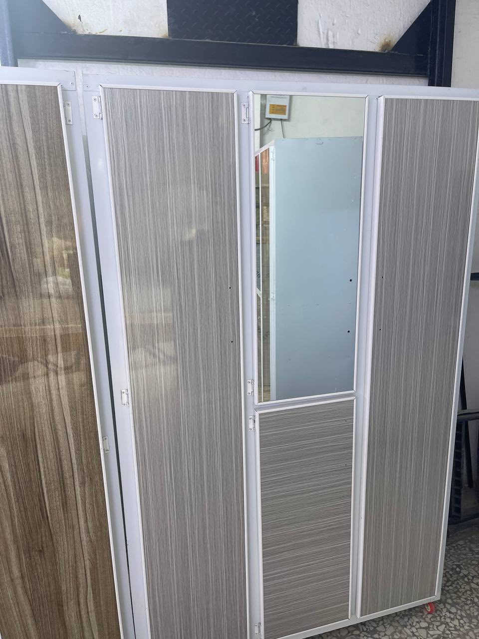 كنتور حديد مغلون معدن  توصيل مجاني بغداد محافظات 5
الارتفاع ١٩٠ سم 
عرض ١٢٠ سم 
عمق ٥٠ سم.


**إذا كنت صاحب هذا الإعلان وتريد حذفه لأي سبب، رجاءا أرسل رسالة إلى الدعم الفني**