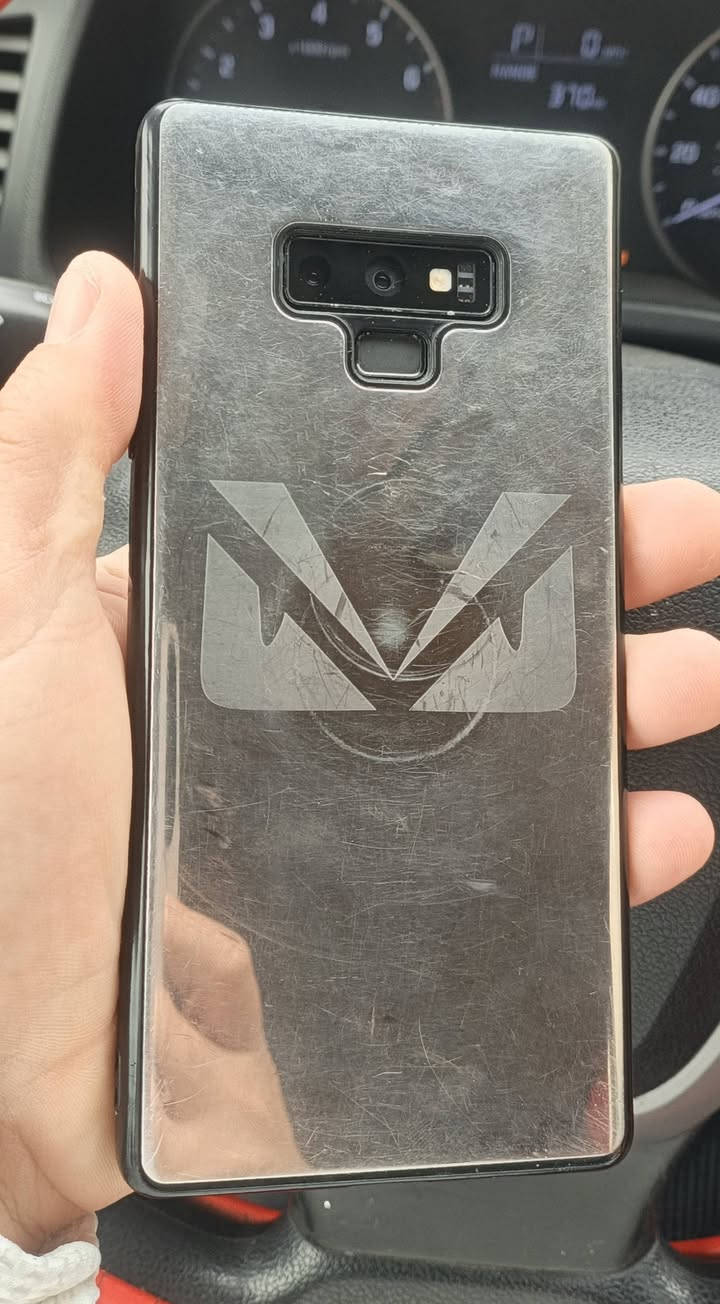 سامسونگ نوت 9
128 كيكا ورام 6  الجهاز كامراته دمعه شحن قوي قلم بي ..الجهاز ما مفتوح بشرط تاخذه ما عدا الظهر مفطور وبي طبع بالشاشة واضح كدامك سعره 95 الف مكاني بعقوبة شارع المستشفى.


**إذا كنت صاحب هذا الإعلان وتريد حذفه لأي سبب، رجاءا أرسل رسالة إلى الدعم الفني**