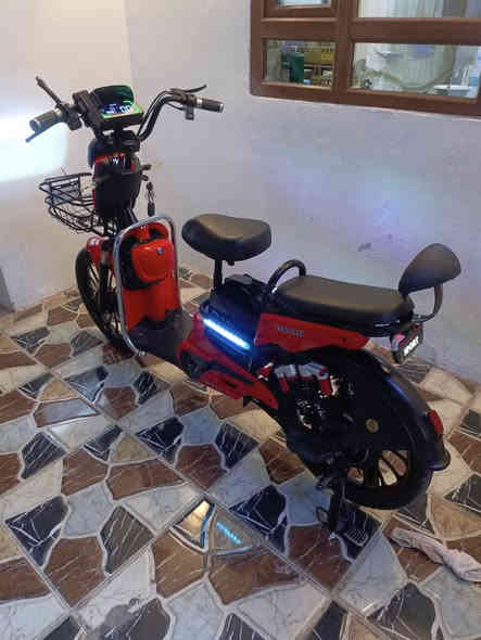 السعر ٢٠٠ بي مجال دراجه حجم 20 بصمه خمس بطاريات كهربائيات كامله
رقمي *********** كركوك
