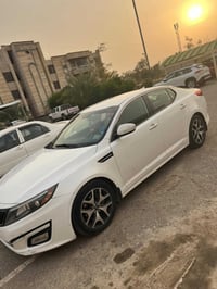 اوبتما ٢٠١٥ • ٢٫٤ • امريكي