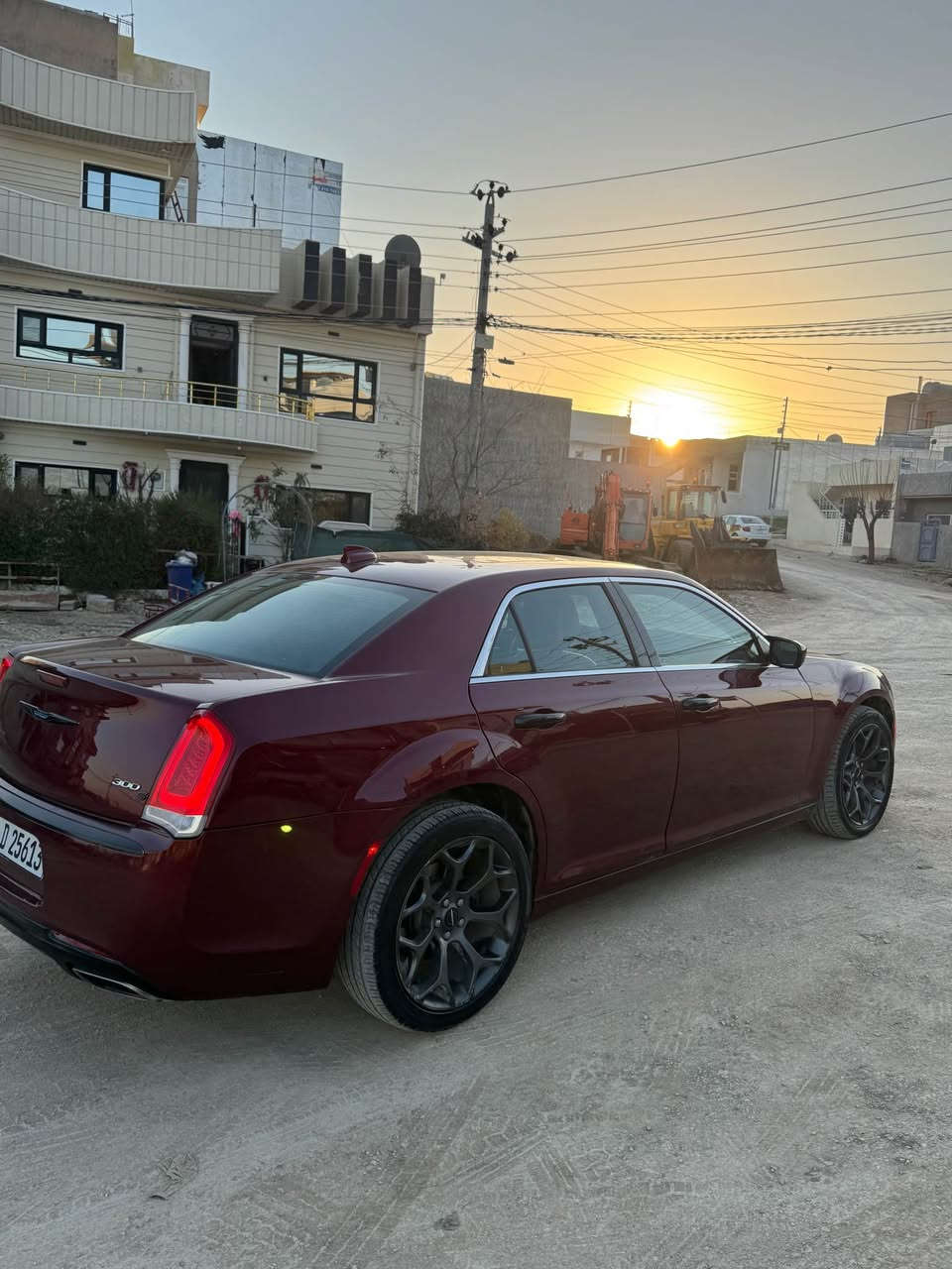 کریسلەر 300c تۆرینگ
مۆدێل ٢٠١٧
بزوێنەر 6v
ماوەی رۆشتن ٧٨میل
گێر و مەکینە کارەبەی بەشەرت نەکراوەتەوە 
پانۆراما کوشن کارەبا وگەرم ئاوێنە هیتەر گێرماوس گێر عادی شەفت
سەیەرەکە بەناوی خۆمانەوەیە سەنەوی تازەیە تە ٢٠٣٠
بۆنیدو جەمەلەخی سەکن بۆیاخە 
سەیارەکە دەبل ئەکسلە بەلام وەک بیلاد کراوەتەوە بەتاک ئەکسل فەرقی نیە 
رەسمی دەعمەکەیم داناوە
کامل سێرفس کراوە 
سعر ١٨٥$
***********
*********** السليمانية, العراق
