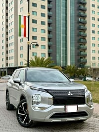 اوتلاندر پلاتينيوم • ماشي ١٢ الف • ٧ راكب