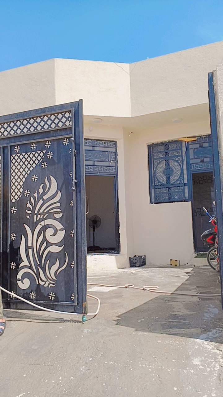 السلام عليكم مشتمل وره مجمع رحاب للبيع طابو زراعي وره مجمع رحاب بناء جديد حالين ماجر سعر 45 بي مجال مساحه 125 استفسار ***********
