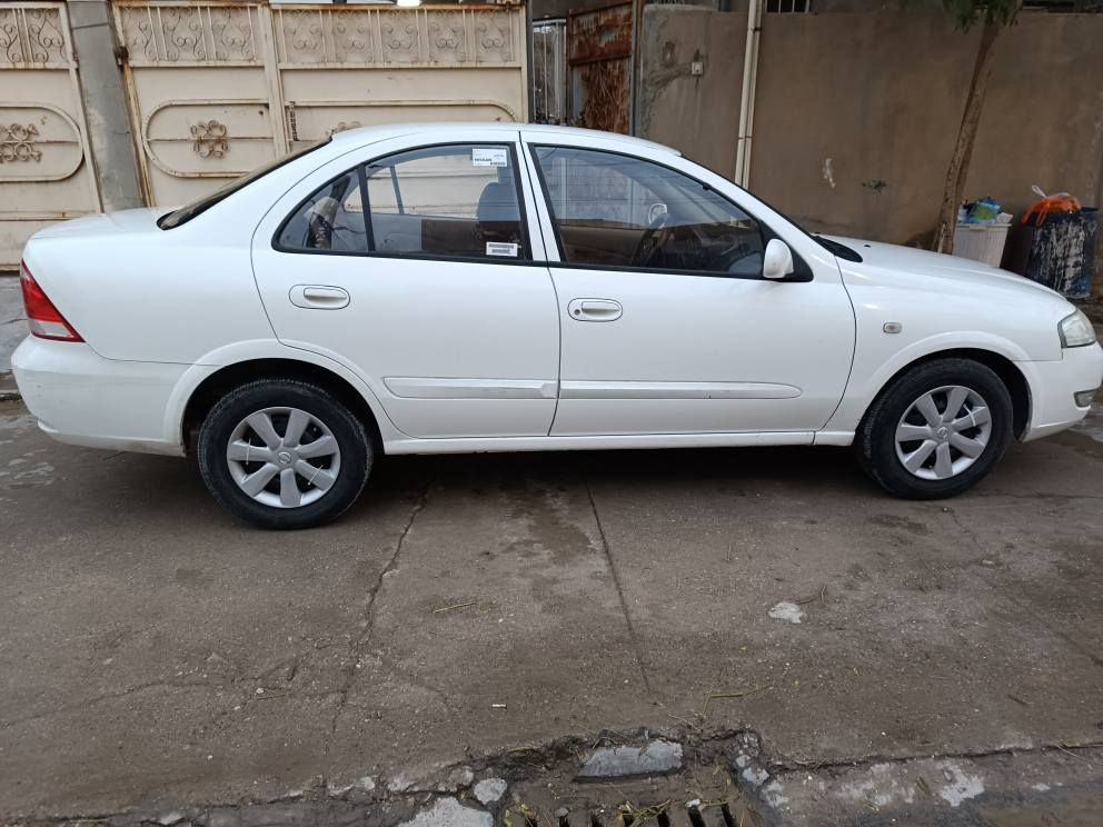 نيسان صني 2010 
سپى بةفري 
دوو سالة لامه 
بةناو خومةوةيه 
مكينه سپى 
ناو زةرد 
تةنها بونيت صبغة
كركوك 
105$ 

صار سنتين يمي 
سنوية بسمي 
مكينة ابيض 
داخل اصفر 
فقط بونيت صبغ 

***********
*********** كركوك, العراق
