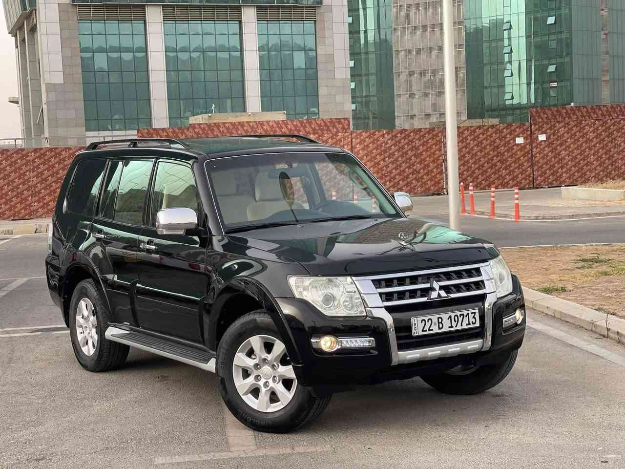 السلام عليكم
باجيرو حبتور 2015 سياره جديده وخير من الله ماشيه 115 وقابله للزياده 

رقم اربيل انكليزي باسمي هزه جديده بشهر الواحد سويه 

مواصفات الحبتور معروفه فول واحد عله واحد 

سياره بيه ملاحضه بسيطه بيه جارد اثر بوليش كوسره بالجاملغ الايسر مقدار اصبع 

السعر 183 ورقه وبيه مجال 

الاستفسار / ***********
