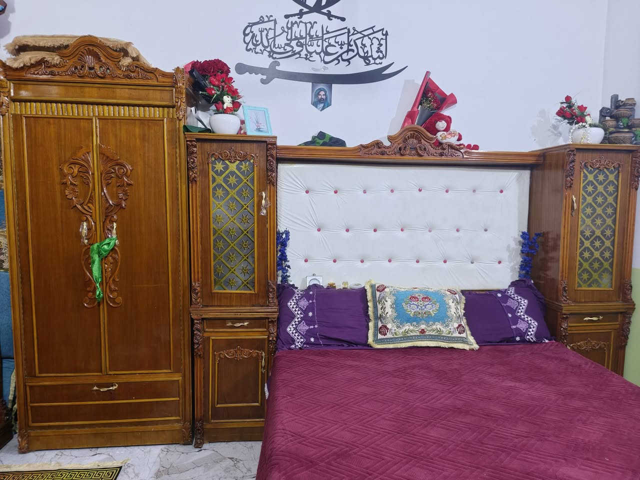 السلام عليكم ورحمة الله غرفه اخشاب تزكام درجه اولى كسر فلين 
النظافه واضحه كدامكم تضل وياه عمرك صار 4اشهر مشتريهه2500 الچربايه 2منفصل السعر مليون وبيها مجال بسيط العنوان بابل جبله ‏‪***********‬‏اثير
***********واتساب (مو غرفه حديد من الثگل بدون مبالغه تحياتي الجميع)
