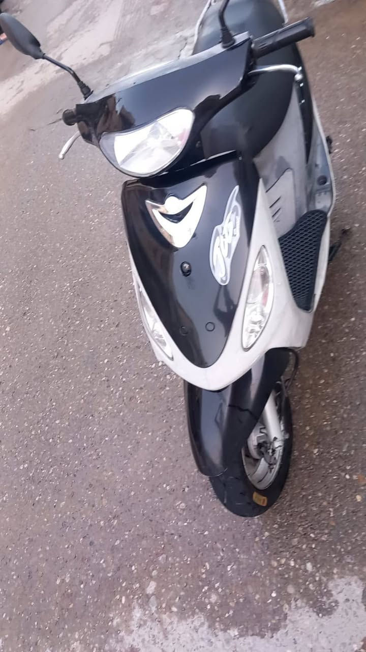 السلام عليكم دراجه ماكس منغولي
جديده صارله اسبوعين من نازله من رمبه شدينه زوج تايرات و باتري جديد الله شاهد تجي تاخدها لي فيتر ليعجبك الرقم *********** المكان الامين الثانيه شارع النواب السعر خاص
