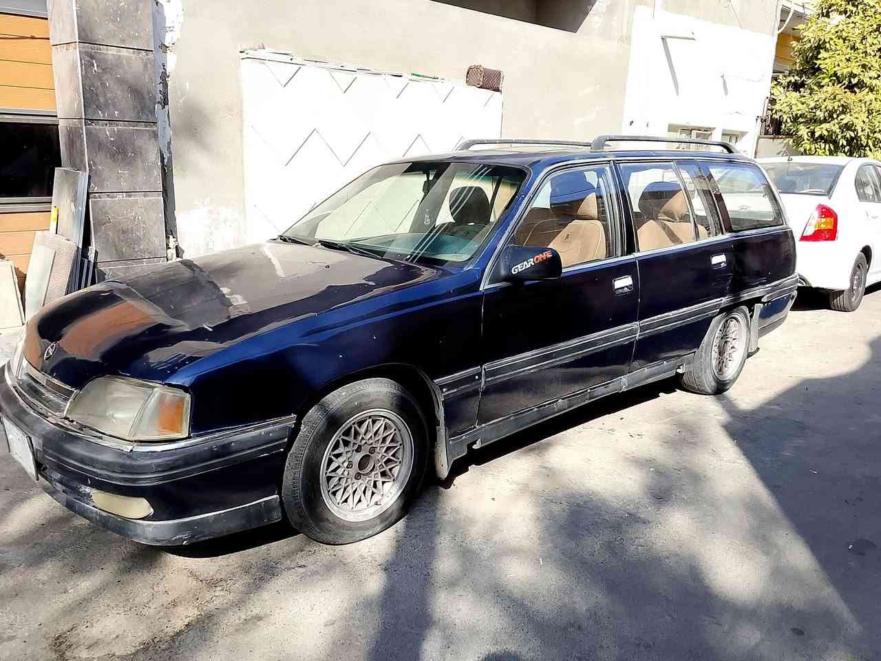 اوميكا للبيع موديل 93 كير عادي سيارة جاهزة كهربائيات شغاله سنوية ساقطة من شهر الثاني السعر 22وبيها مجال ***********
