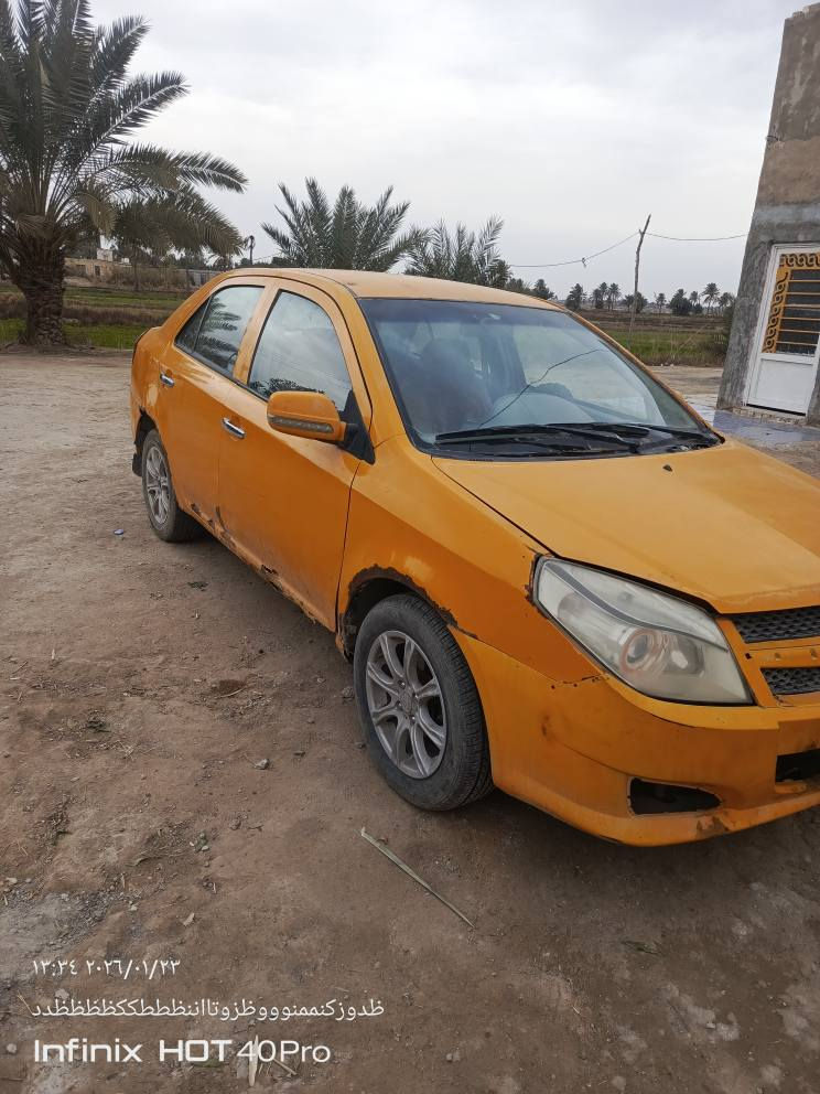 سلام عليكم أم كي 2013 مكينه وكير ياباني كورله شرط ياباني حداديه جيدة كهربائيات شغاله تخم تاير نضيف ويل كب السيارة على البلاد لاصبغ ولاضربه فقط بيه خياس بالبوب والدواير رقم قادسيه سنويه ل27  السعر 20وبيه مجال قليل اتصل على الرقم اني مكلف ***********الديوانيه المهناويه
