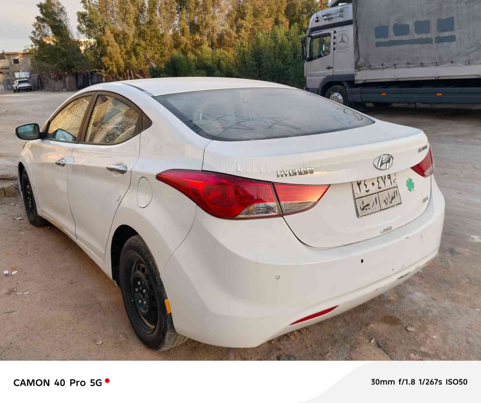 السلام عليكم
النترا 2012 خليجي فول مواصفات 
كفاله عامة بدون حادث السيارة ناشفة وحلوة بيهة صبغات بصوب السايق متفرقات يعني اشبار رشات صغيرة مكينة 1600 السيارة جاهزة من كلشي 
للاستفسار : ***********
