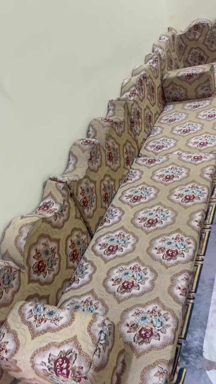 السلام عليكم ديوان للبيع ١٣متر نضيف  سعر ١٥٠. مكان كربلاء حي العسكري العابد


**إذا كنت صاحب هذا الإعلان وتريد حذفه لأي سبب، رجاءا أرسل رسالة إلى الدعم الفني**