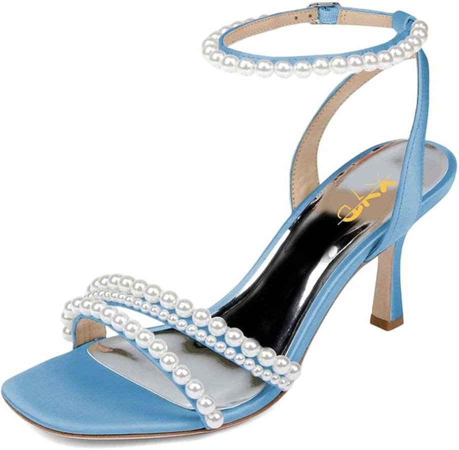 السلام عليكم من رخصه صاحب الحساب.احذيه نسائيه للبيع وسلبر.سعر القطعه ٨ الف  ماركات  للحجز والاستفسار مراسله الصفحه او مراسله ع واتساب  ***********
