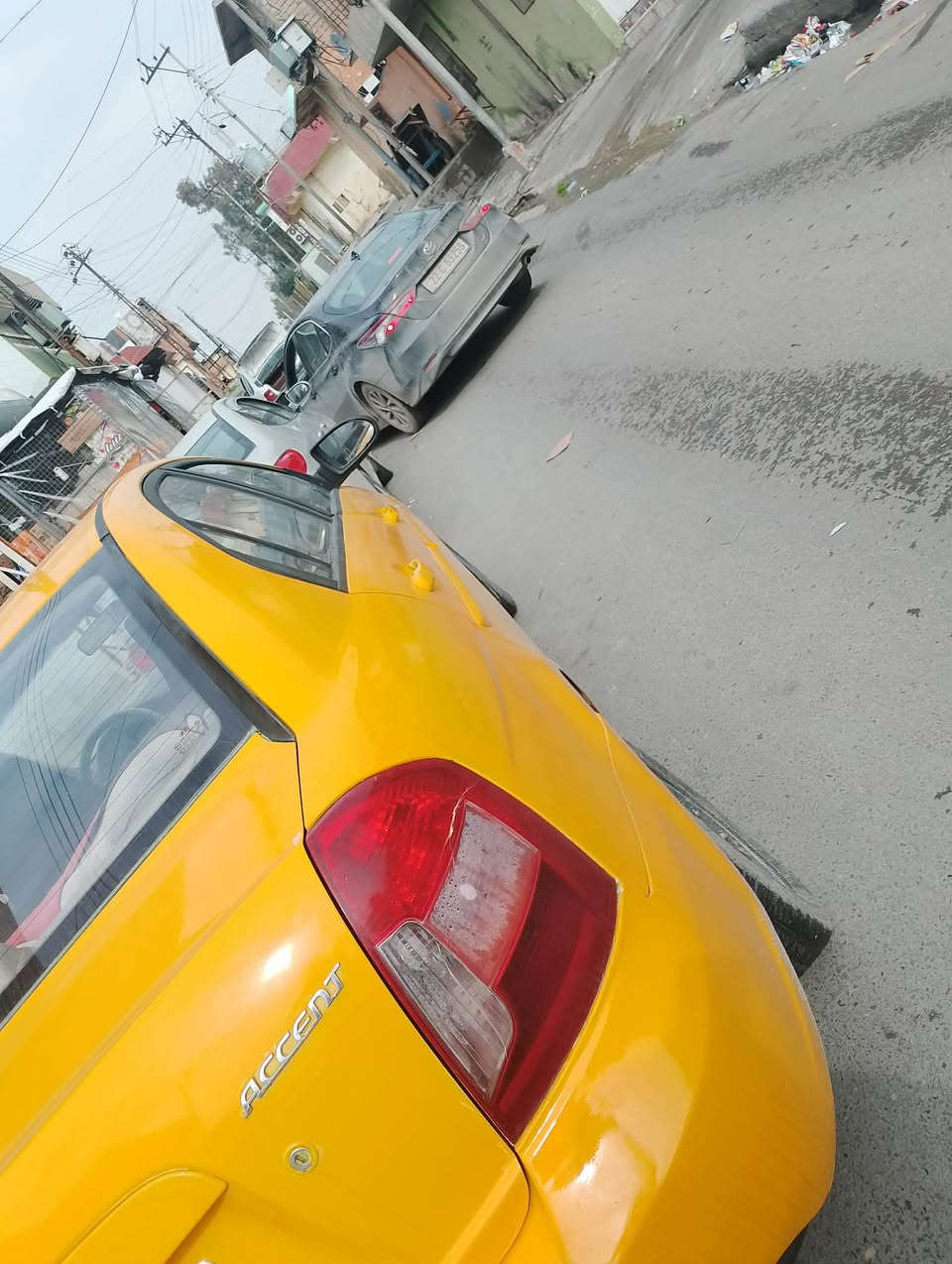 ~اكسنت مديل 2010
فول عادي رقم نينوى مااندل شرعيها وين ابيعك فحم في فحم مكفوله من سرقه وطلب 
گير محرك شرط ضرر فقط نص باب سايق بدون دواخل سياره حلوه ونظيفه مال رزق تواير جديد سعر 40 وبيها مجال قليل
مكلف بنشر تواصل ع رقم  
رقم ***********
اسيا ***********
