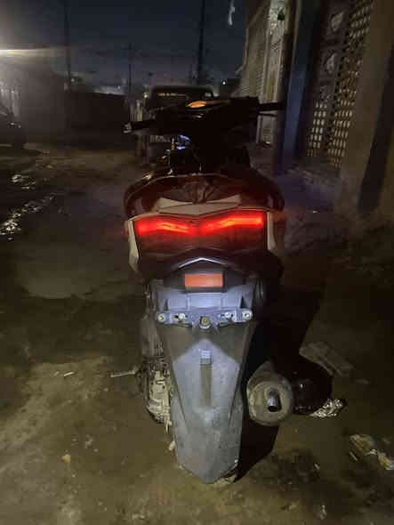 السلام عليكم دراجه سكنس ومكينه ماكس بوشه 55
والكهربايات كله شغاله 
سعر 280 وبيه مجال بسيط 
***********
