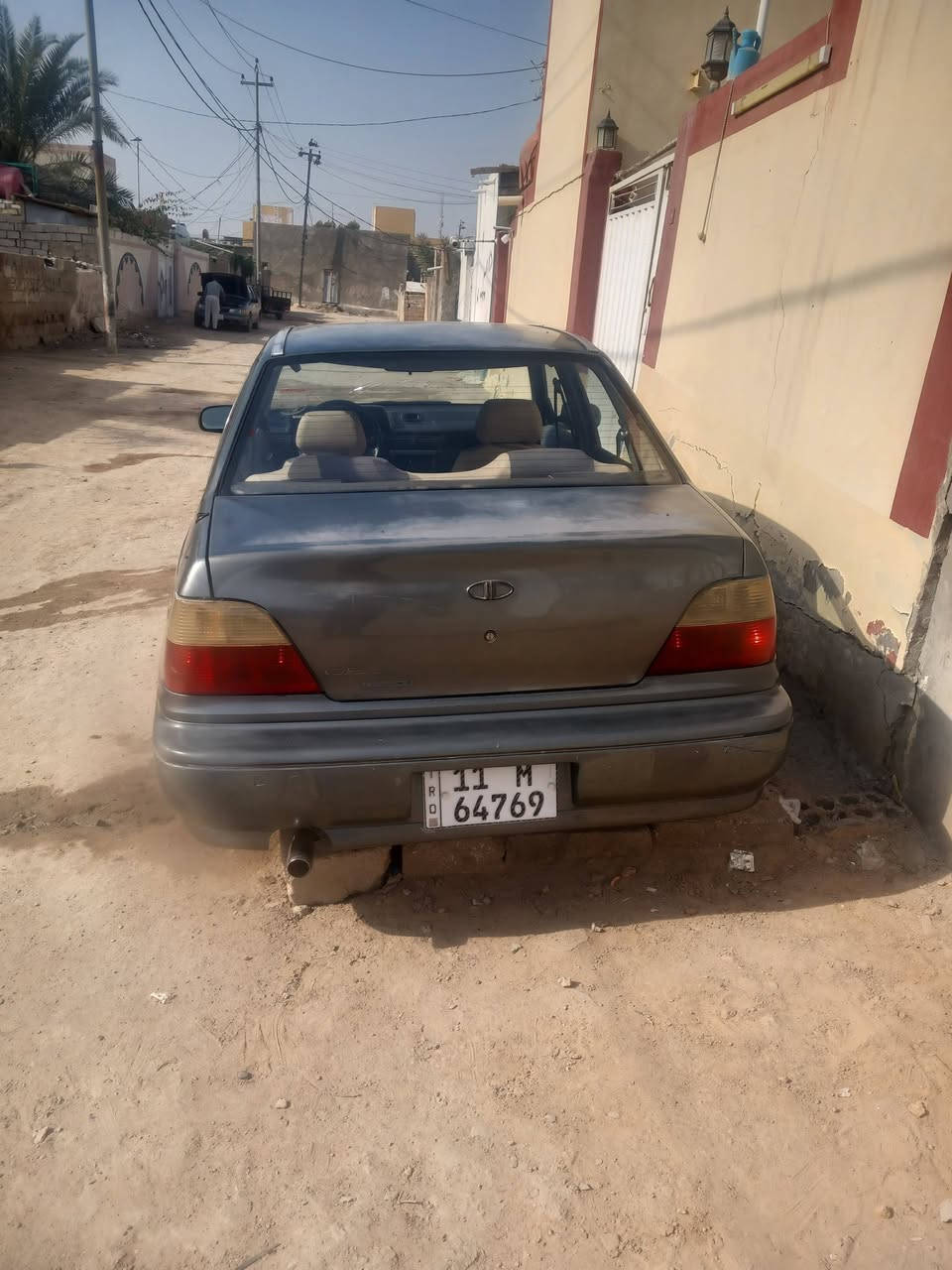 السلام عليكم دايو سلو للبيع موديل 1994 السياره بلاديه كلها لأضربه ولا صبغ ولا خياس حلوه كلش كهربائيات كلها شغاله رقم بغداد أنكليزي بأسمي سنويه ماصاقطه حداديه كلها جديده تخم تاير جديد انتاج 2025 كير ومحرك خير من الله كير أوتماتيك تبريد شغال السياره جاهزه ماناقصه برغي السعر 35 وبيها مجال  مكان نجف مناذره للأستفسار اكثر *********** ملاحظه غير متواجد ؏ــ الفيس ابو امير
