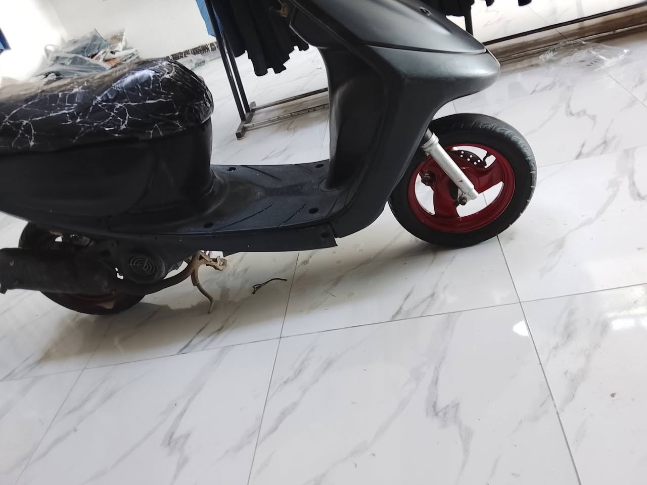 سلام عليكم ياماها 5 للبيع سعرها 175 مكاني ابو الخصيب عوجه محلات الملعب ***********
